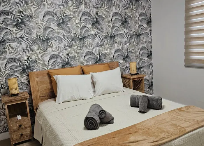 Danacris קורלחו